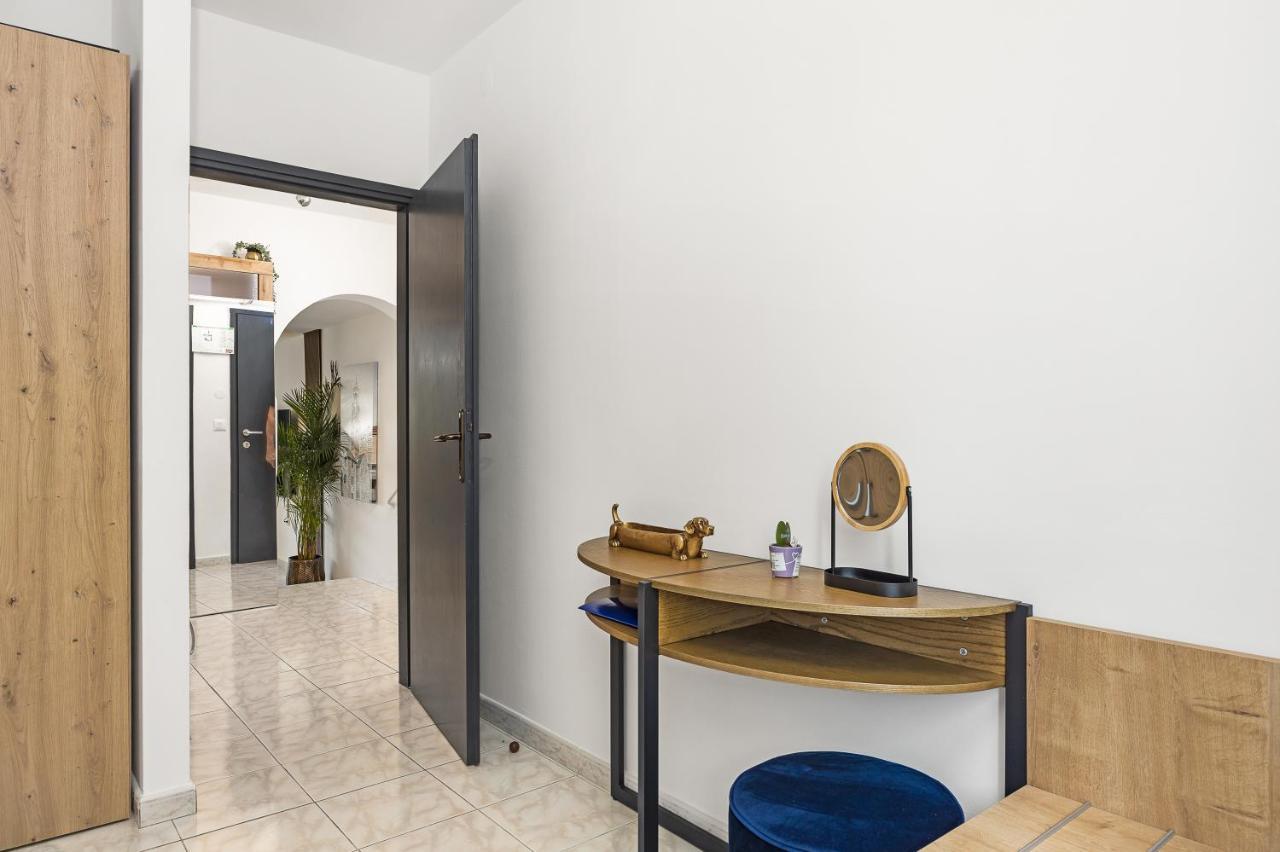Romeo&Julia- Newly Refurbished Apartment Near Medulin Pomer Exterior photo